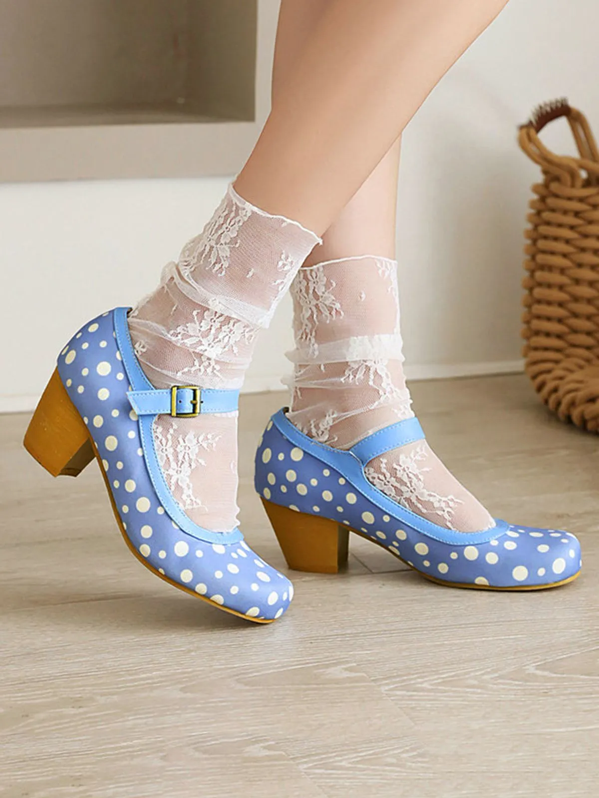 Retro Mid Heels Mary Jane Shoes