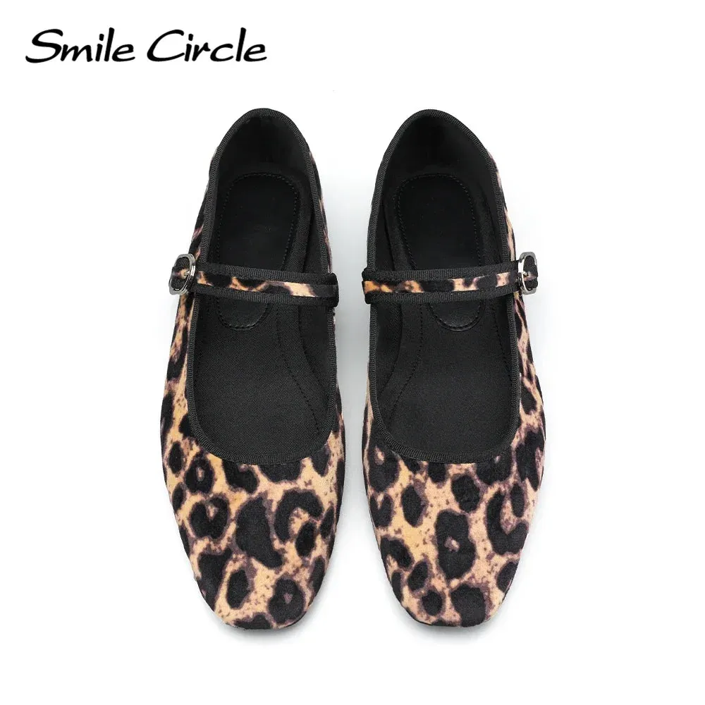 Smile Circle Velvet Mary Jane Ballet Flats